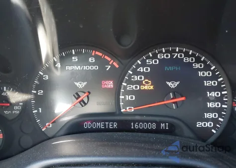 2000 Chevrolet Corvette z USA, uszkodzony, nr VIN 1G1YY22G3Y5101624